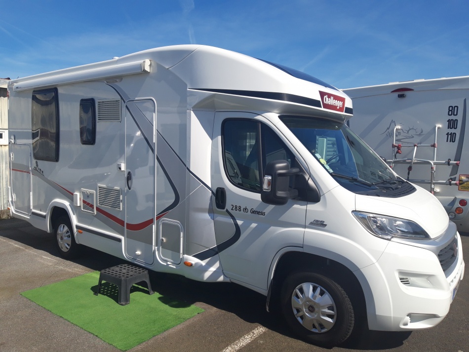 camping car CHALLENGER  EB 288 modèle 2015